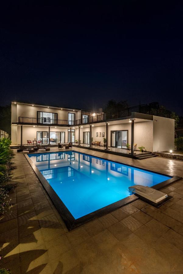 Saffronstays Mayfair Gardens 4 Bedroom Petfriendly Pool Villa Alibag Exterior photo