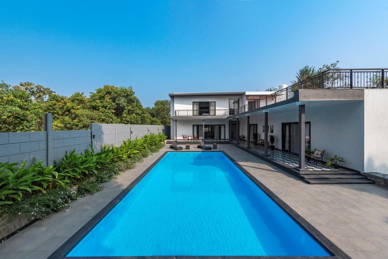 Saffronstays Mayfair Gardens 4 Bedroom Petfriendly Pool Villa Alibag Exterior photo